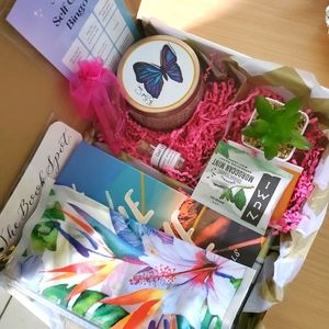 Back to You! - Book Box Experience for Women